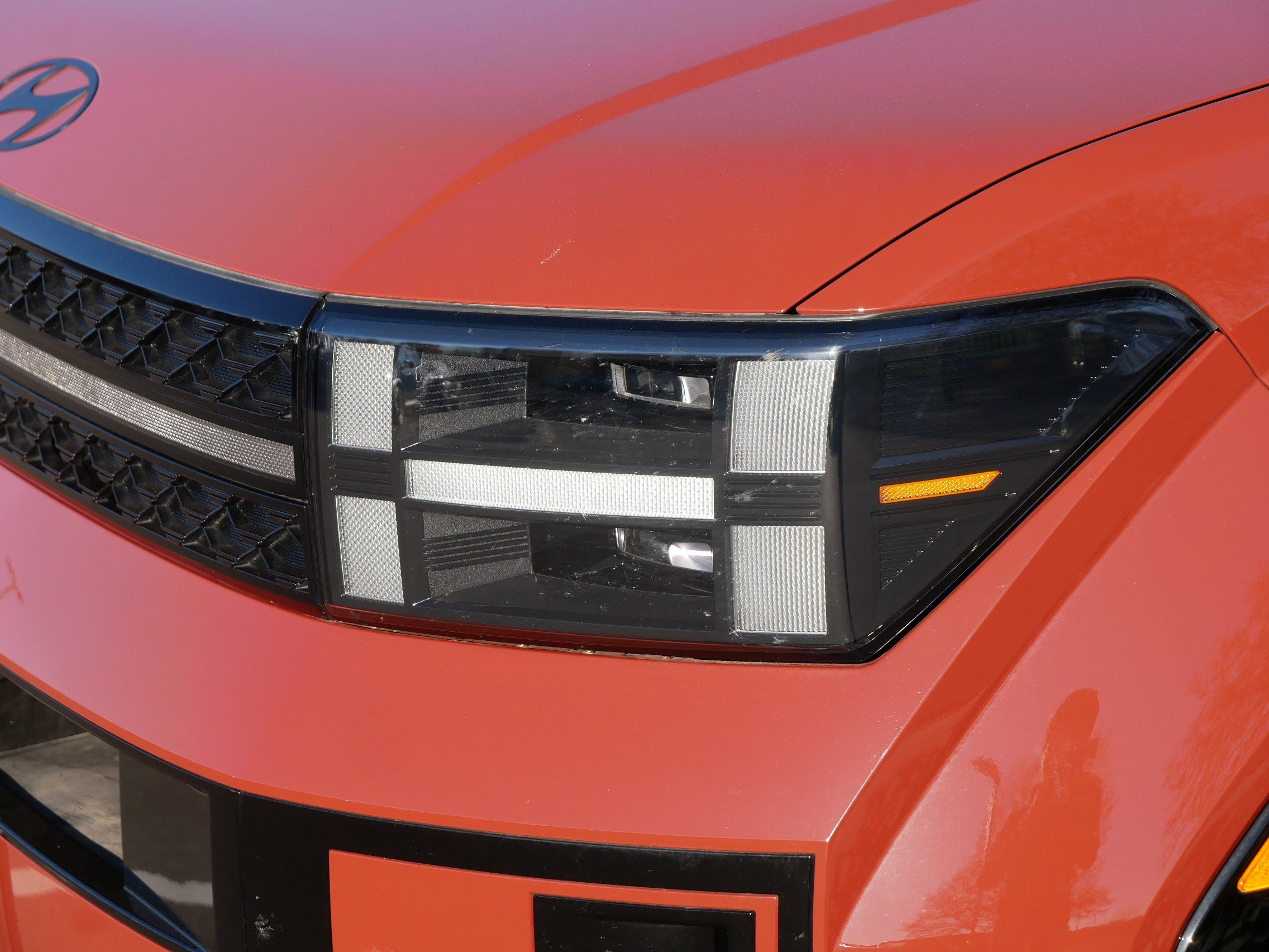 Used 2025 Hyundai Santa Fe Calligraphy image 16