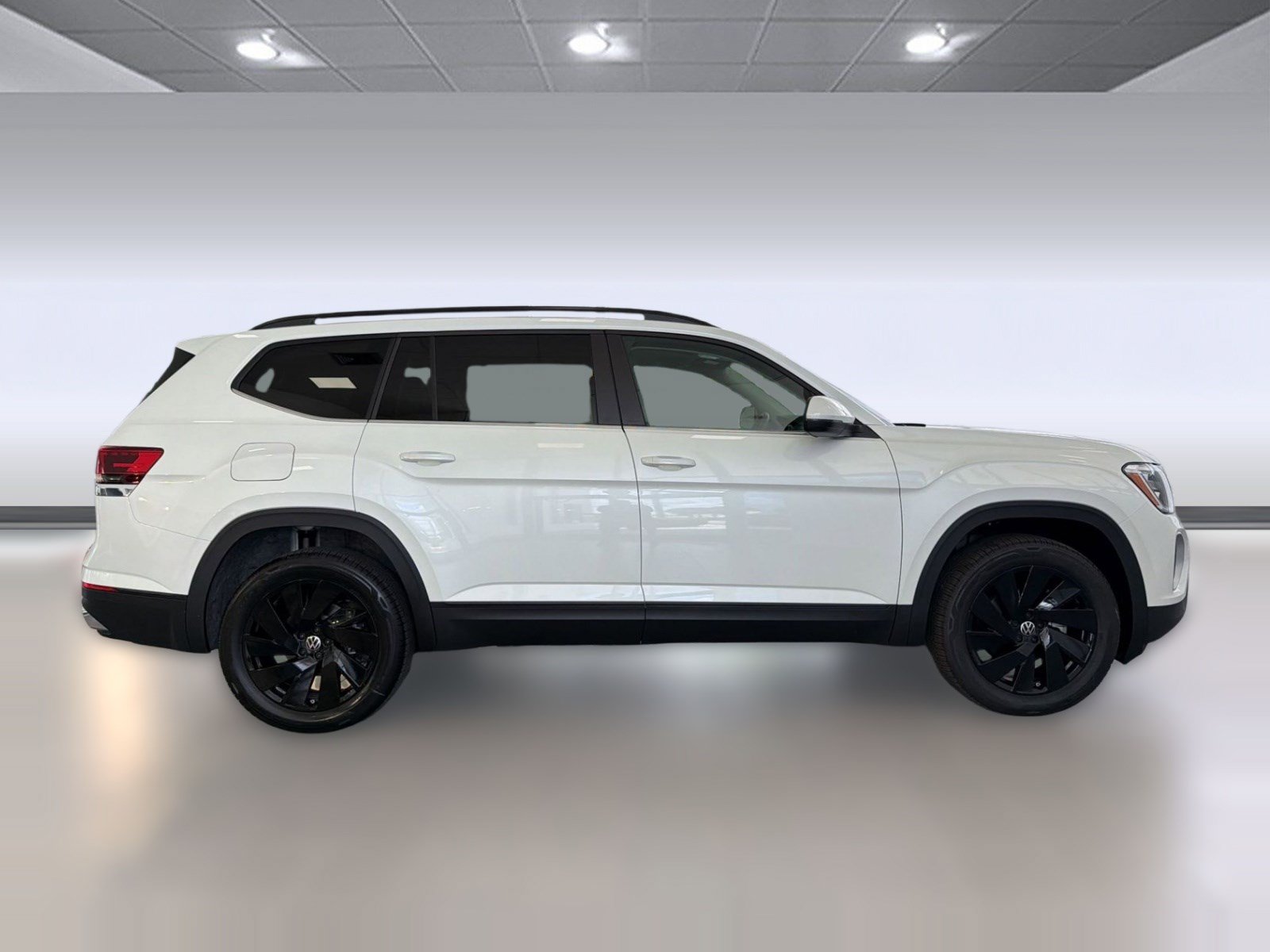 New 2026 Volkswagen Atlas SE FWD image 8