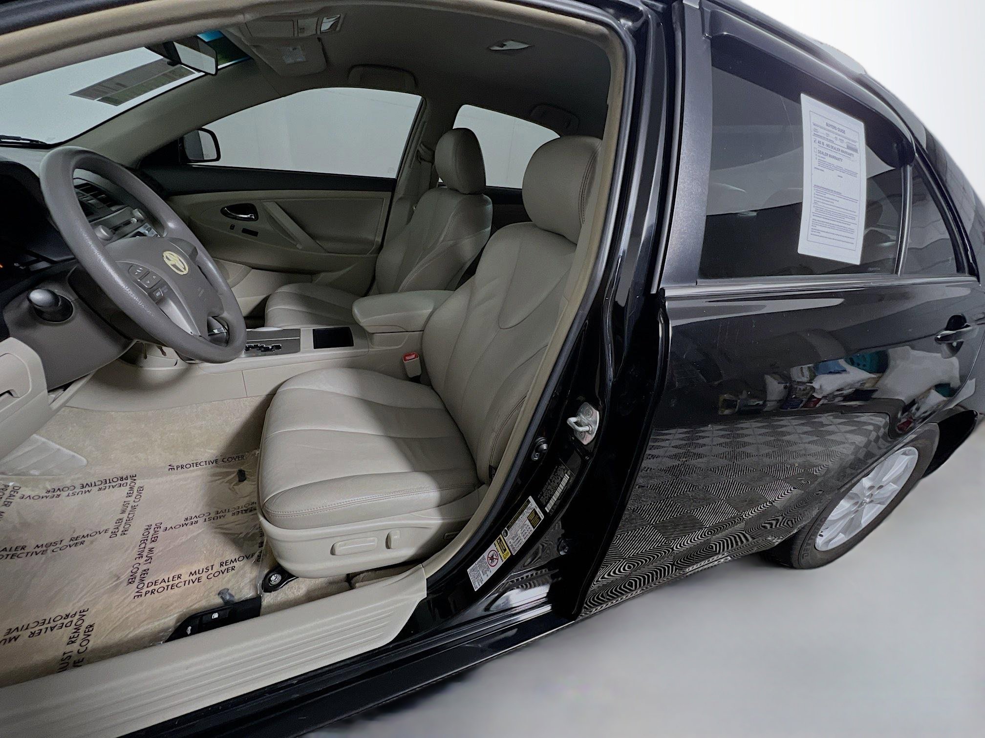 Used 2009 Toyota Camry LE image 15