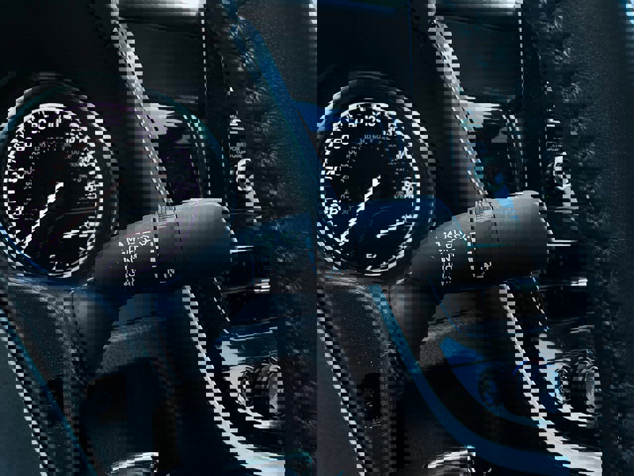 Used 2024 Toyota Camry SE image 29