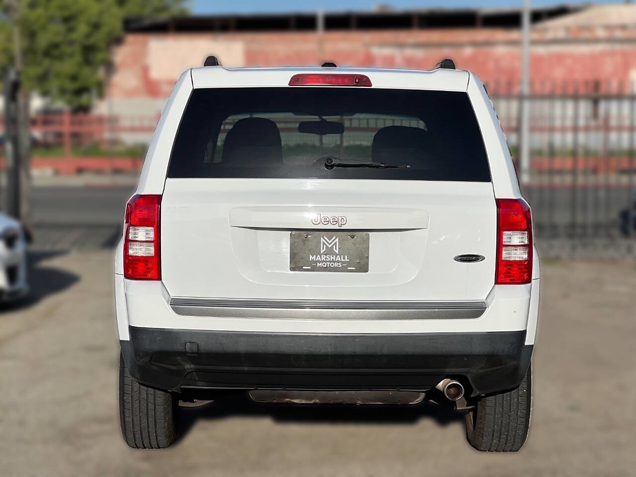 Used 2016 Jeep Patriot Sport w/ Power Value Group FWD image 5