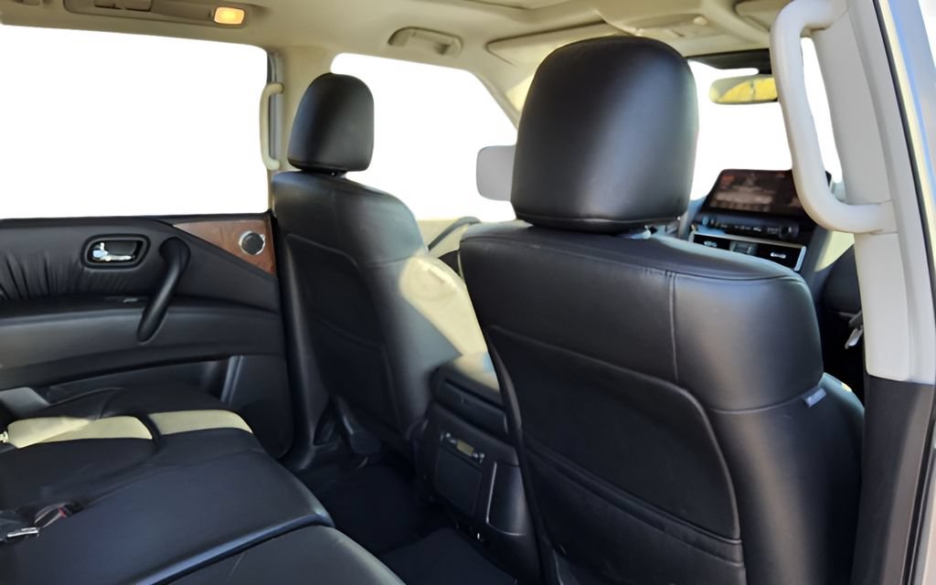 Used 2024 Nissan Armada SL AWD/4WD image 35