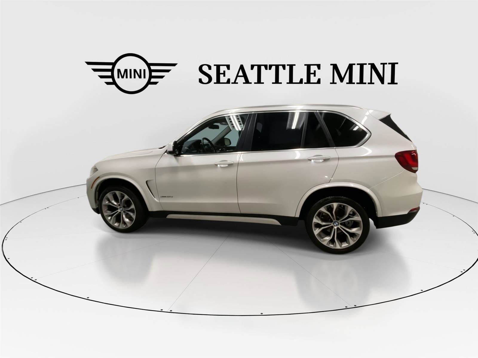 Used 2015 BMW X5 xDrive35d image 7