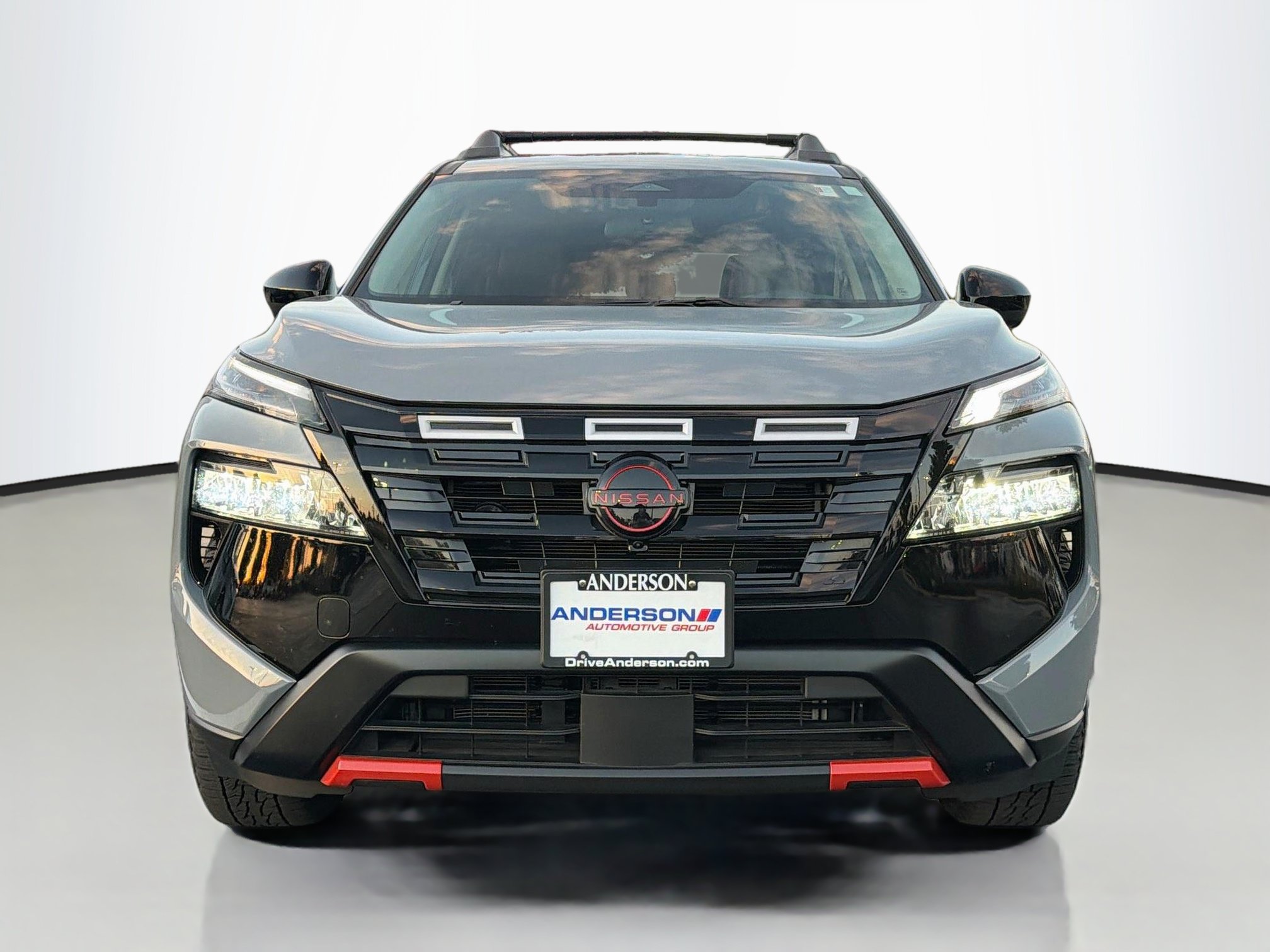 Used 2025 Nissan Rogue SV AWD/4WD image 5