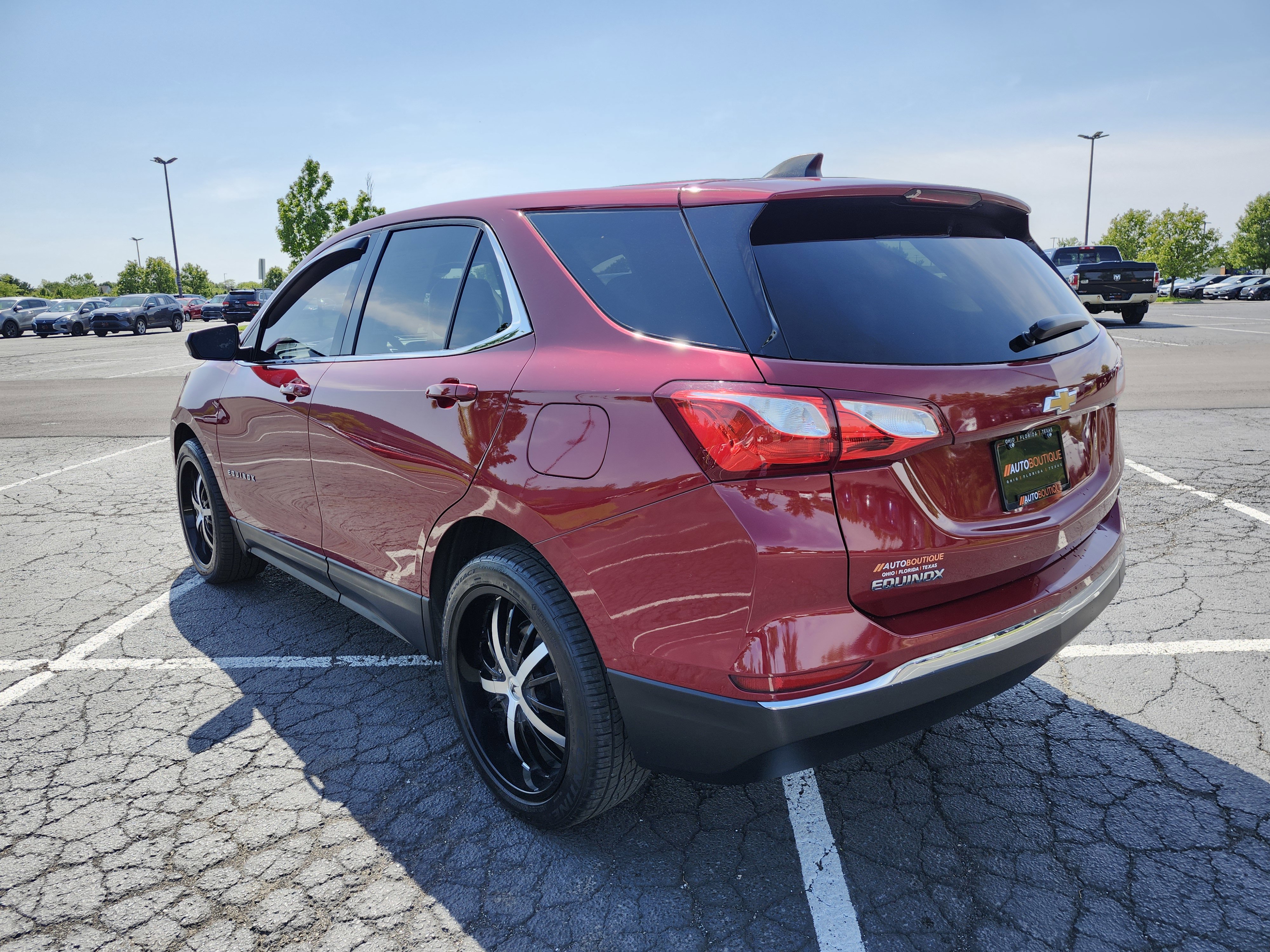 Used 2020 Chevrolet Equinox LT FWD image 14