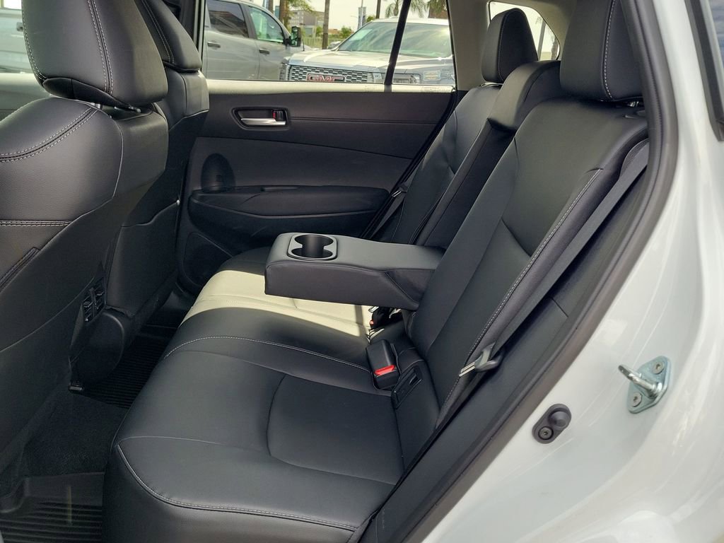 Used 2024 Toyota Corolla Cross XLE w/ Convenience Package FWD image 24