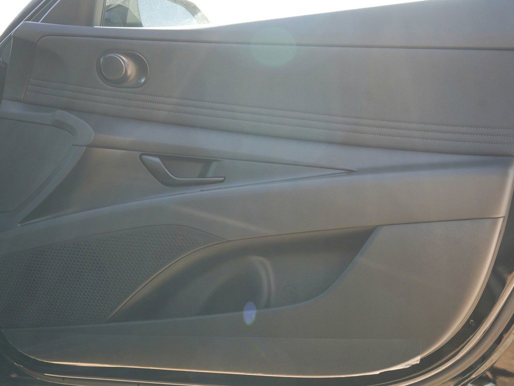 New 2026 Hyundai Elantra Sport image 8