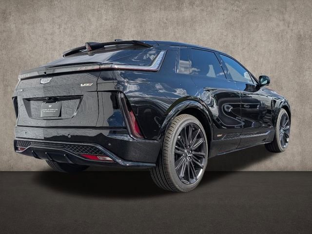 New 2026 Cadillac Lyriq V w/ LPO, Floor Liner Package AWD/4WD image 7