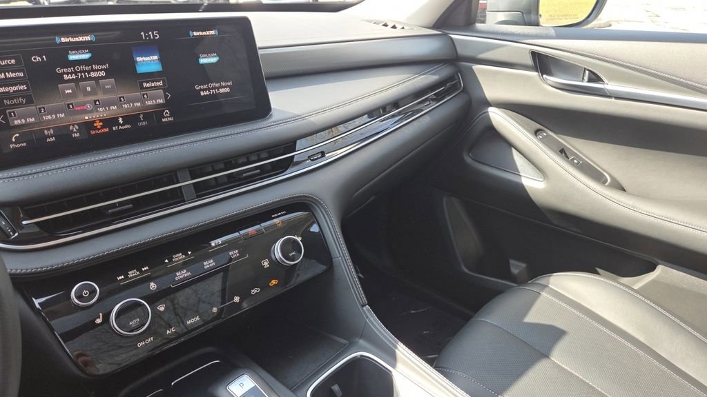 Used 2022 INFINITI QX60 Luxe image 39