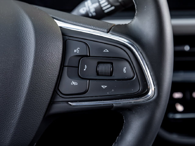 Used 2025 Buick Envista Avenir FWD image 21