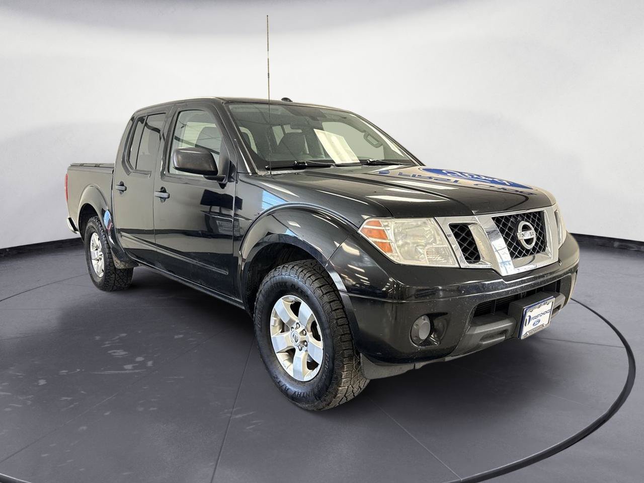 Used 2013 Nissan Frontier SV RWD image 1