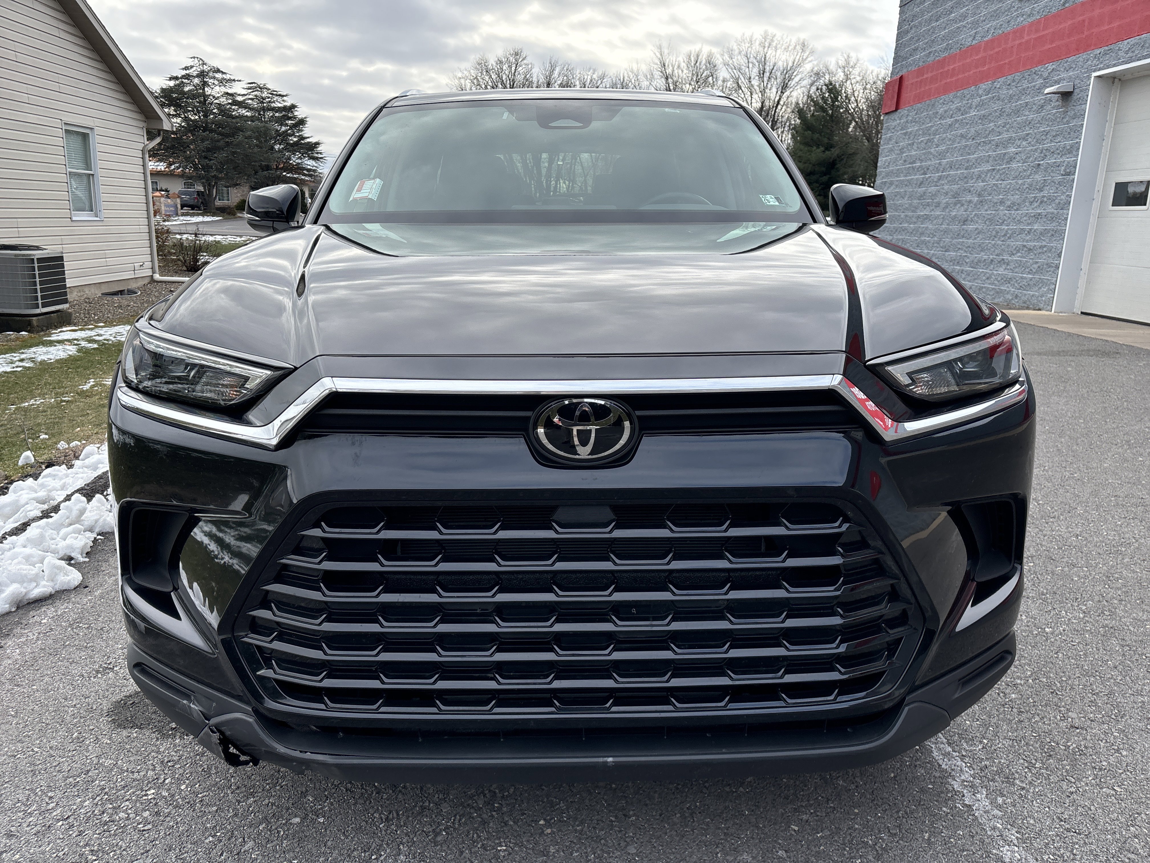 Used 2025 Toyota Grand Highlander AWD image 9