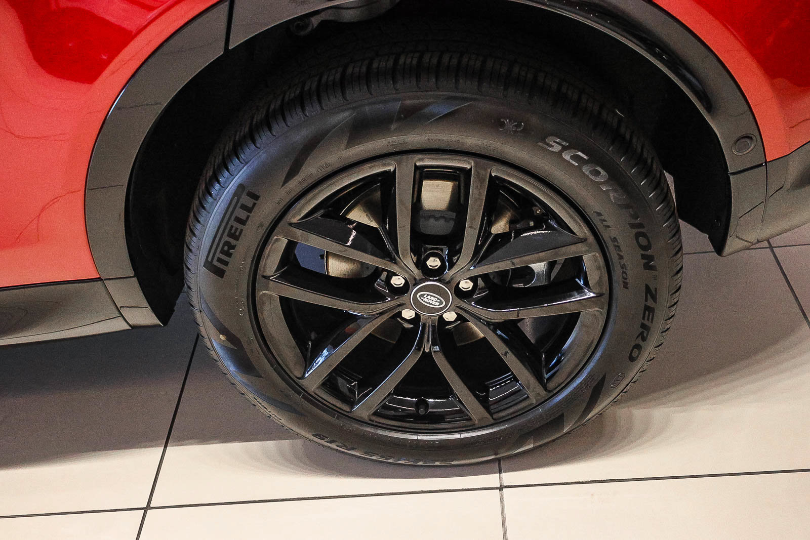 New 2026 Land Rover Discovery Sport Landmark AWD/4WD image 8