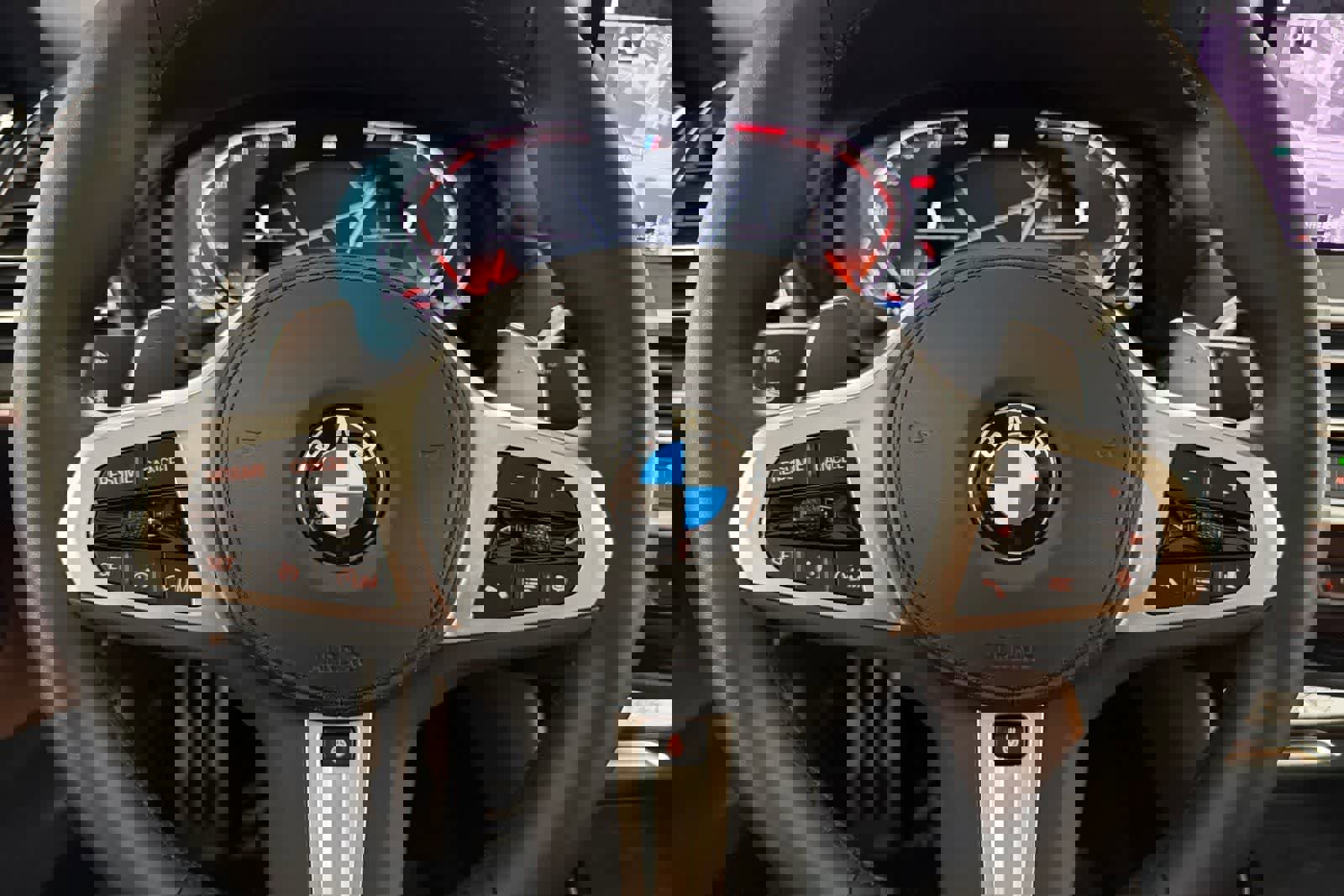 Used 2023 BMW X4 xDrive30i w/ M Sport Package image 24