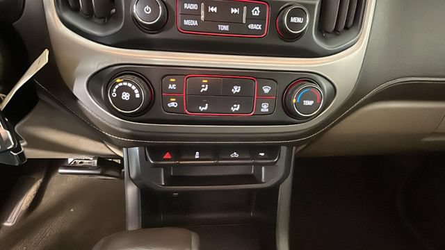 Used 2015 GMC Canyon SLE AWD/4WD image 21
