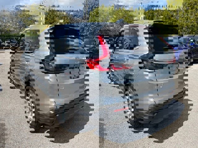 Used 2025 Honda CR-V EX-L image 3