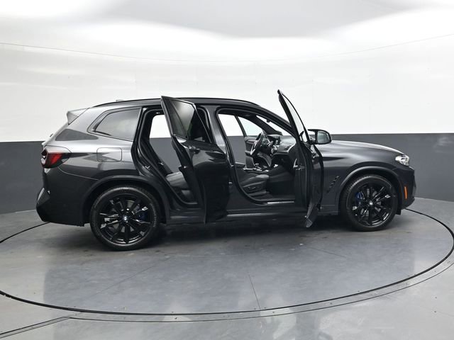 Used 2024 BMW X3 M40i w/ Premium Package image 35
