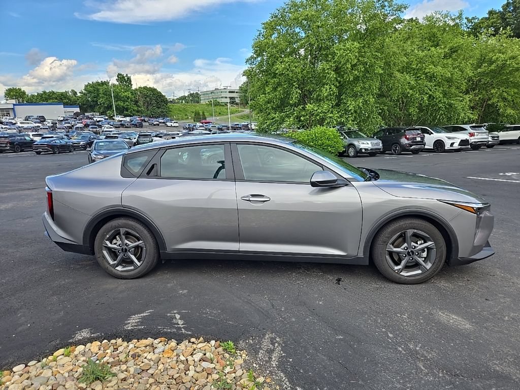 Certified 2025 Kia K4 FWD image 2