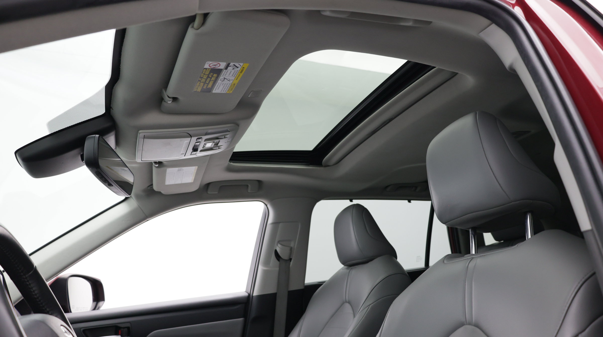Used 2022 Toyota Highlander XLE FWD image 5