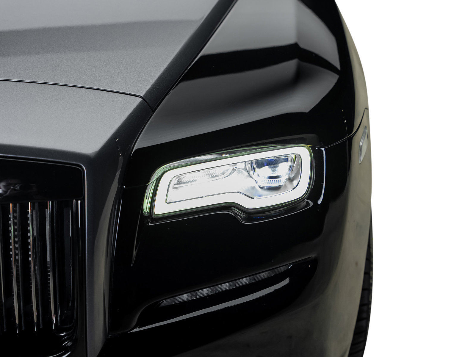 Used 2018 Rolls-Royce Dawn RWD image 5