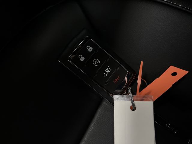 New 2025 Jeep Grand Cherokee Limited w/ Black Appearance Package image 28