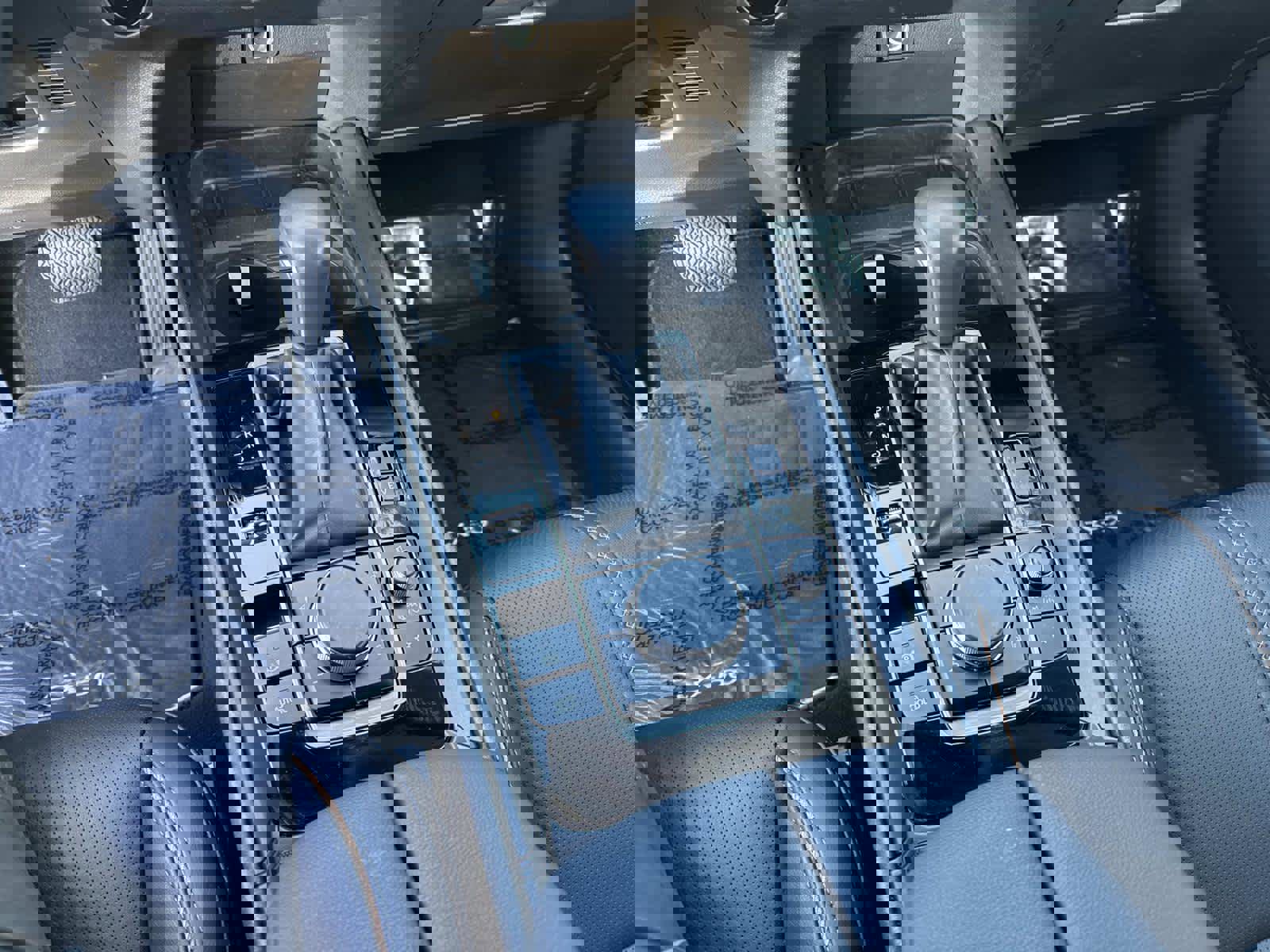 Certified 2025 MAZDA CX-50 AWD 2.5 Hybrid w/ Premium Pkg image 27