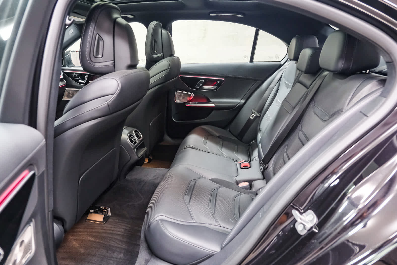 Used 2026 Mercedes-Benz C 36 AMG S w/ Driver Assistance Package image 22