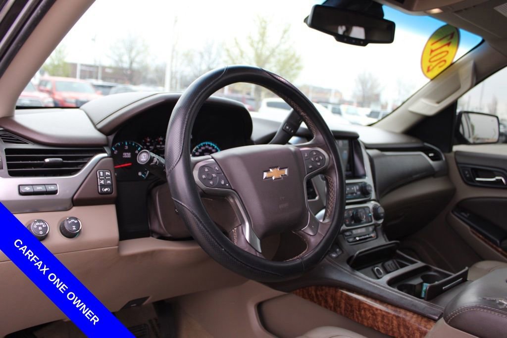 Used 2017 Chevrolet Suburban Premier image 19