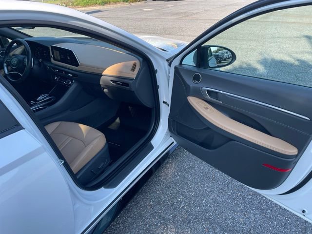 Used 2021 Hyundai Sonata Limited FWD image 13