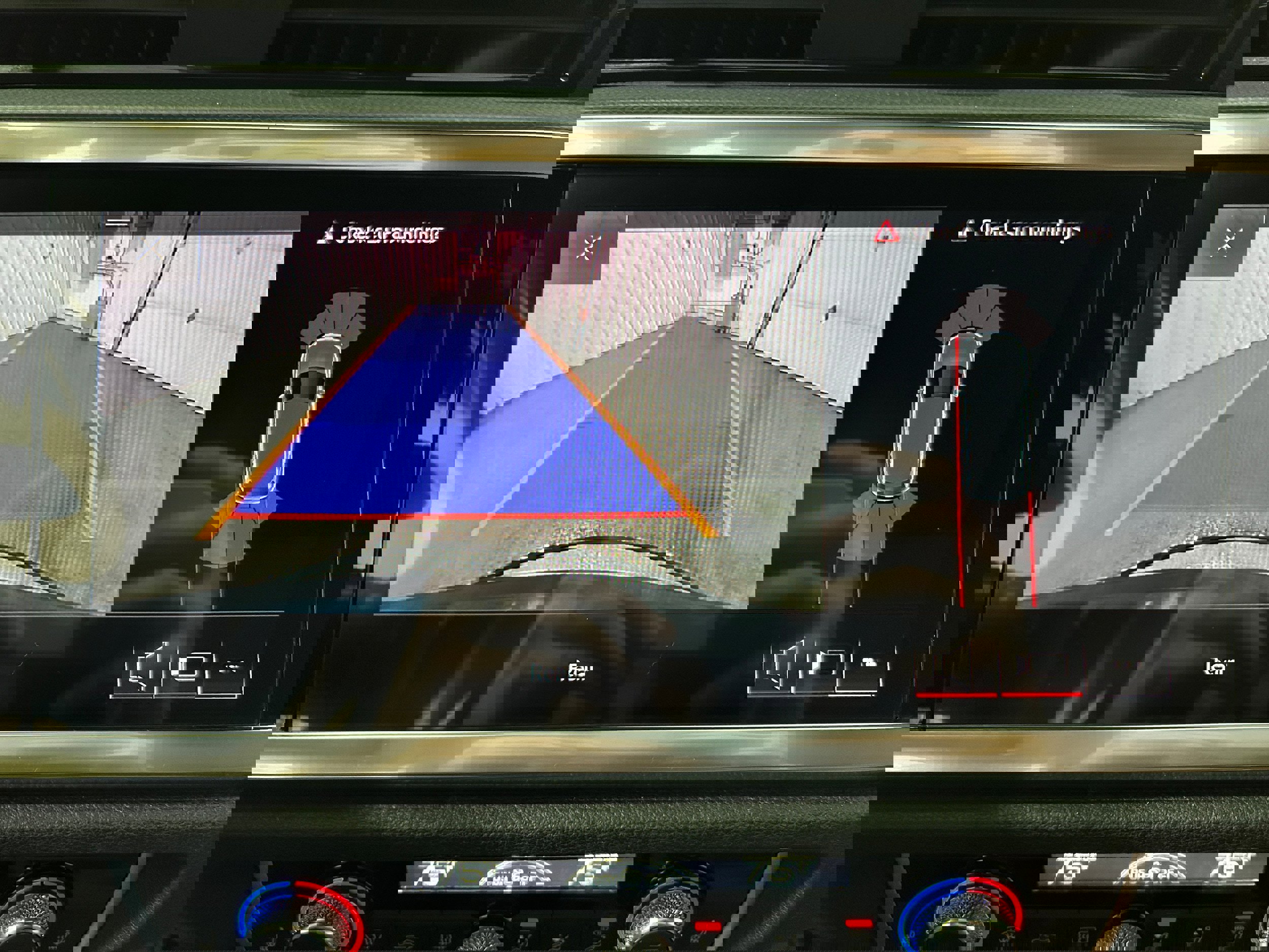 Used 2020 Audi Q3 2.0T Premium Plus w/ Premium Plus Package image 8