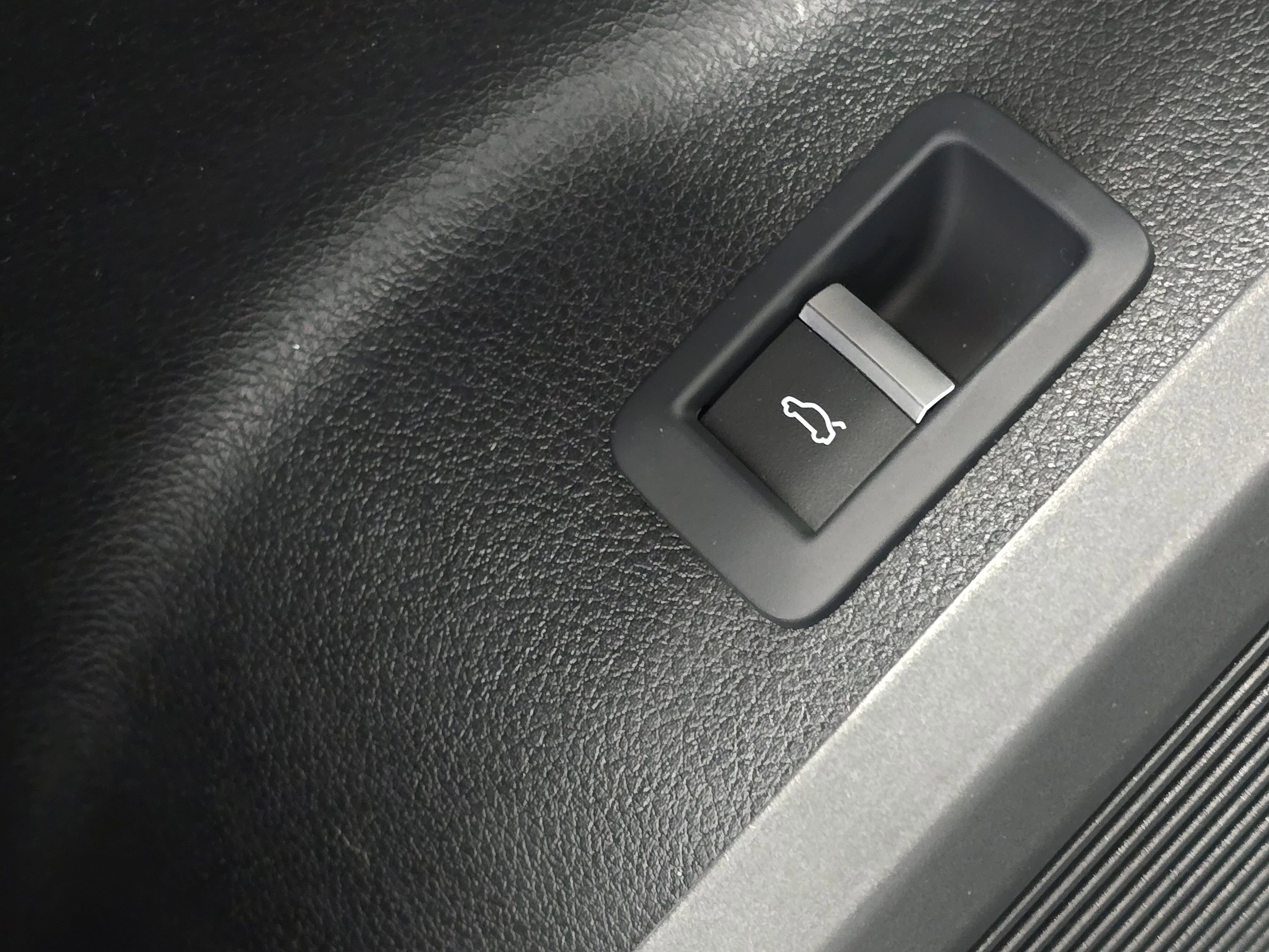 Used 2024 Audi SQ5 Premium Plus image 37