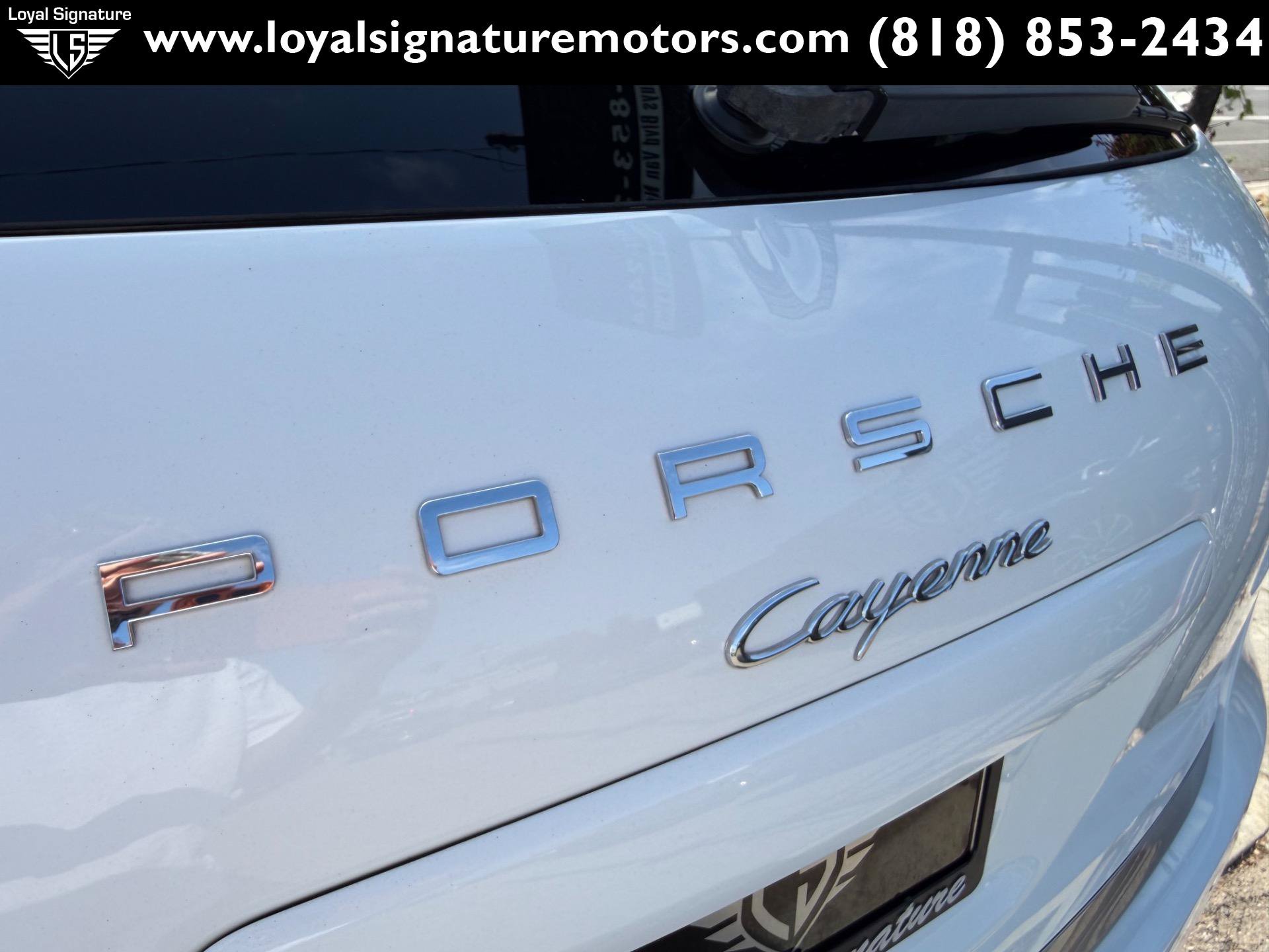 Used 2014 Porsche Cayenne Platinum Edition AWD/4WD image 10