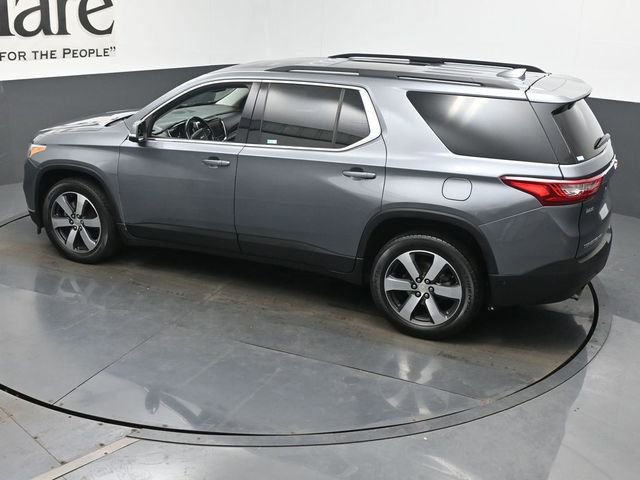 Used 2021 Chevrolet Traverse LT w/ LT Premium Package image 43