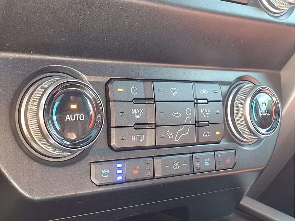 Used 2019 Ford F350 Platinum AWD/4WD image 26