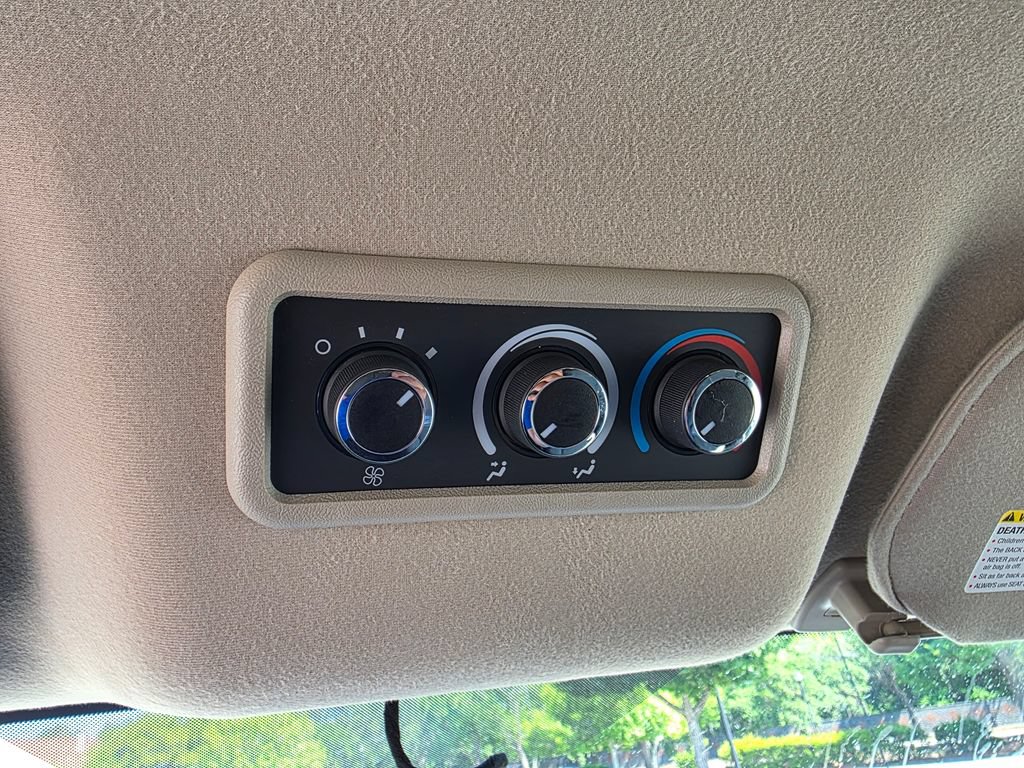 Certified 2025 Chevrolet Express 3500 LS RWD image 20