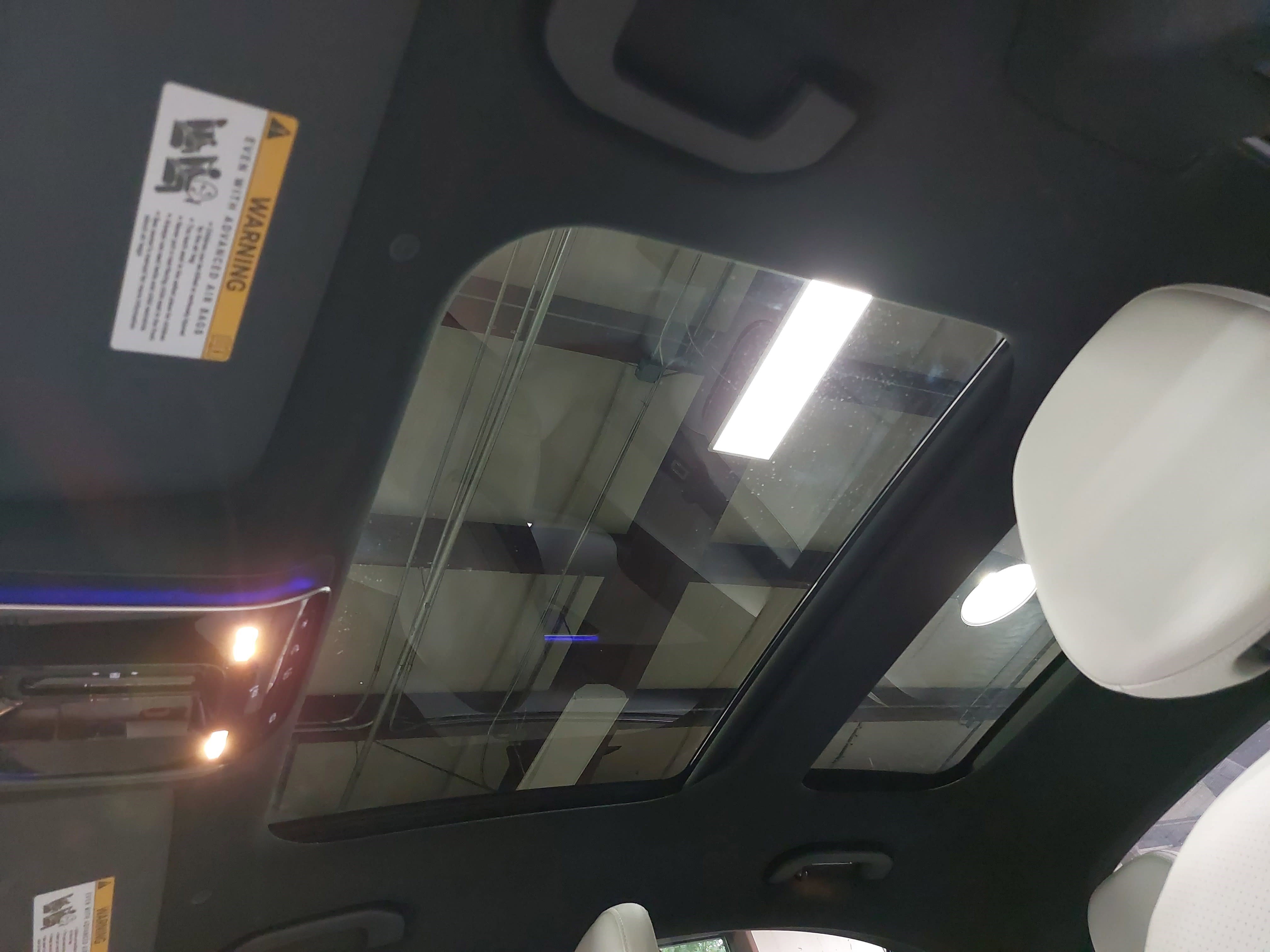 Used 2025 Mercedes-Benz C 300 Sedan image 29