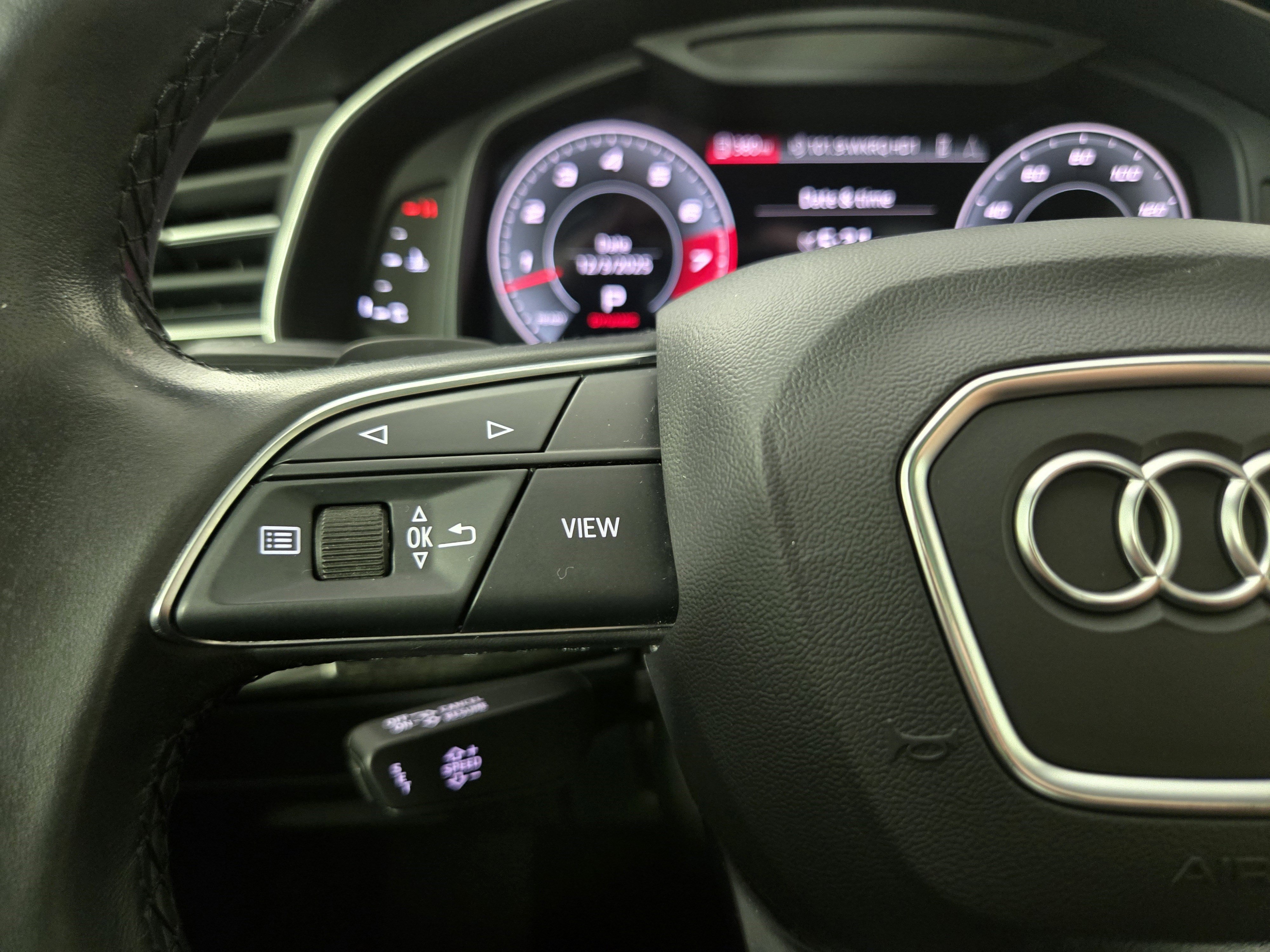 Used 2021 Audi Q8 Premium Plus w/ Premium Plus Package image 15