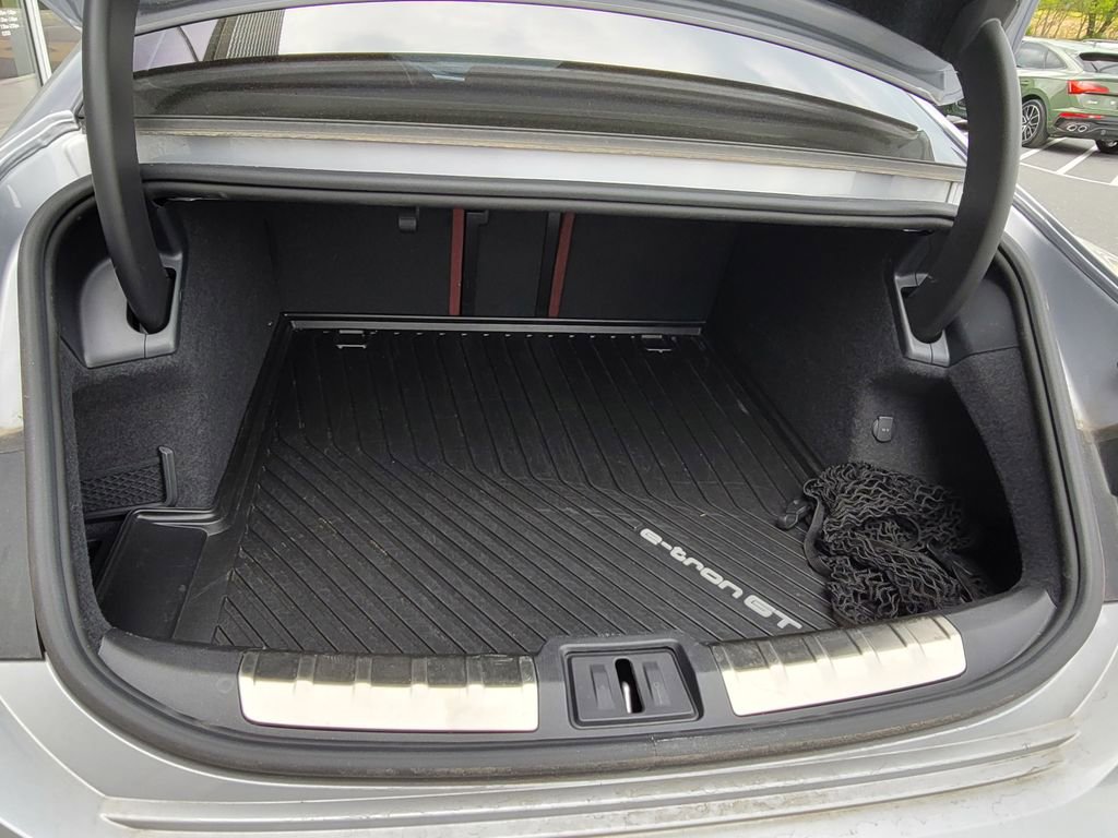 Used 2024 Audi e-tron GT Premium Plus w/ Performance Package AWD/4WD image 5