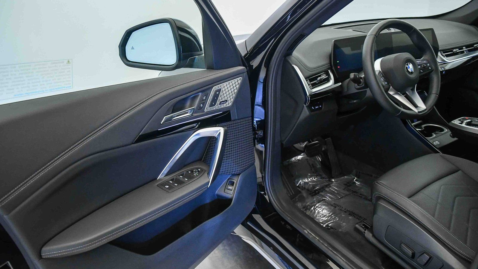 Used 2025 BMW X1 xDrive28i w/ Convenience Package image 22