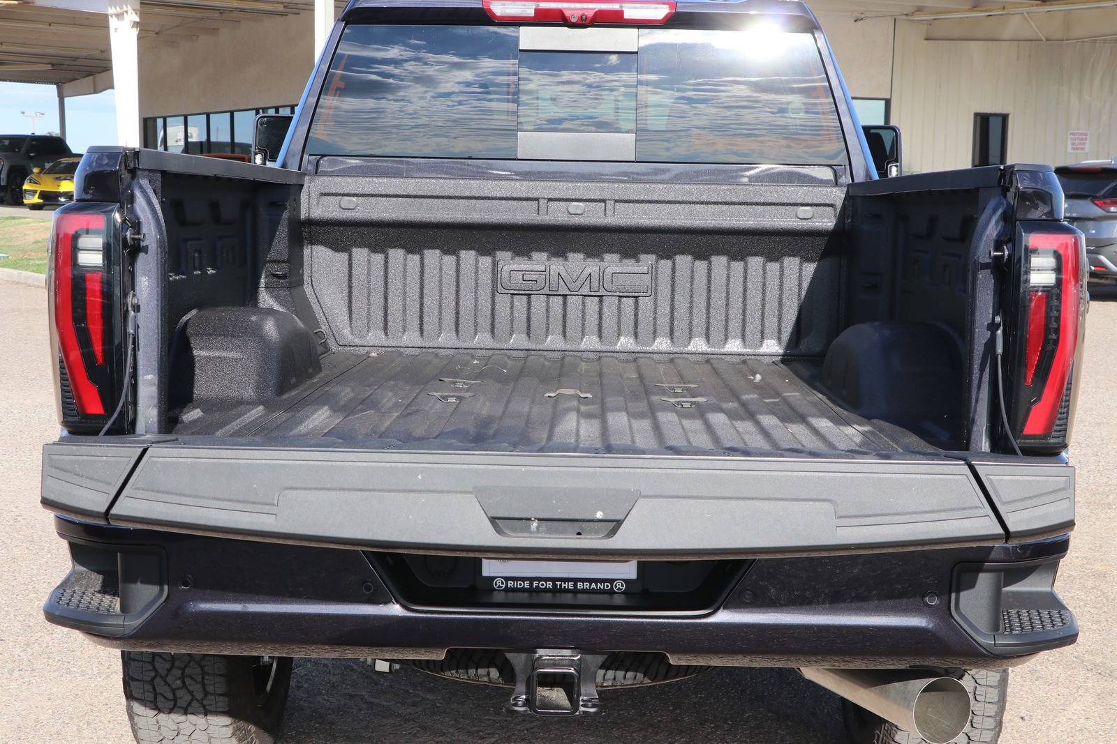 New 2026 GMC Sierra 2500 AT4 w/ AT4 Premium Plus Package image 30