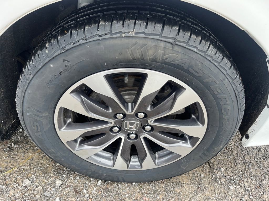 Used 2024 Honda Odyssey EX-L image 11
