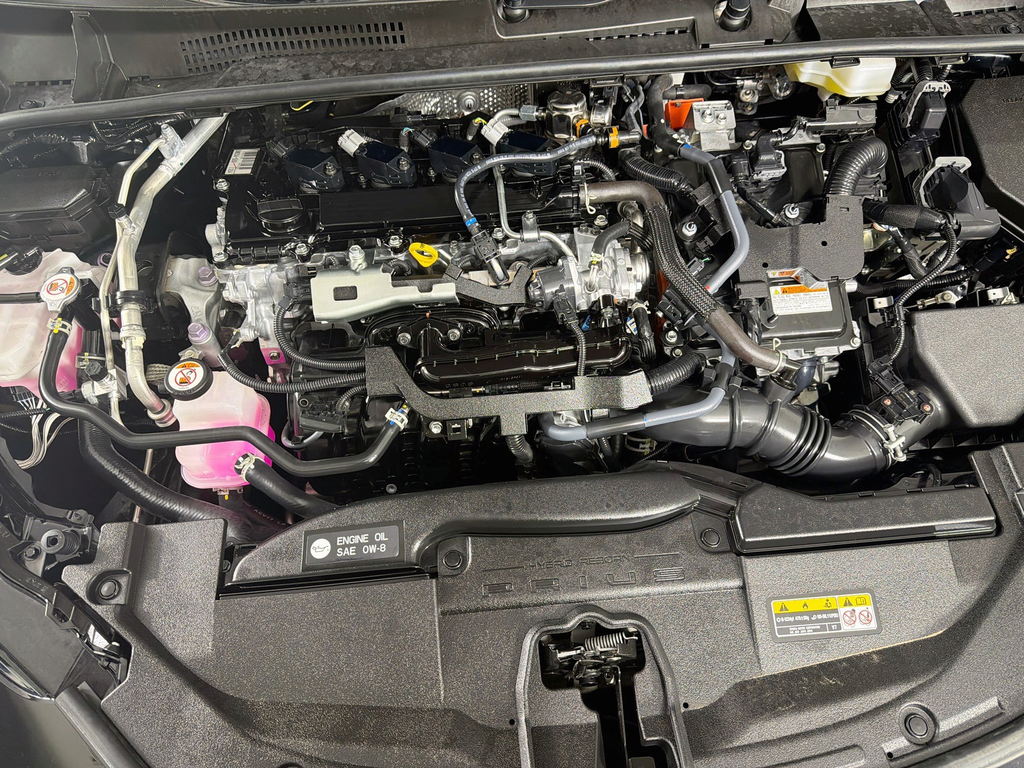 Used 2026 Toyota Prius LE FWD image 30