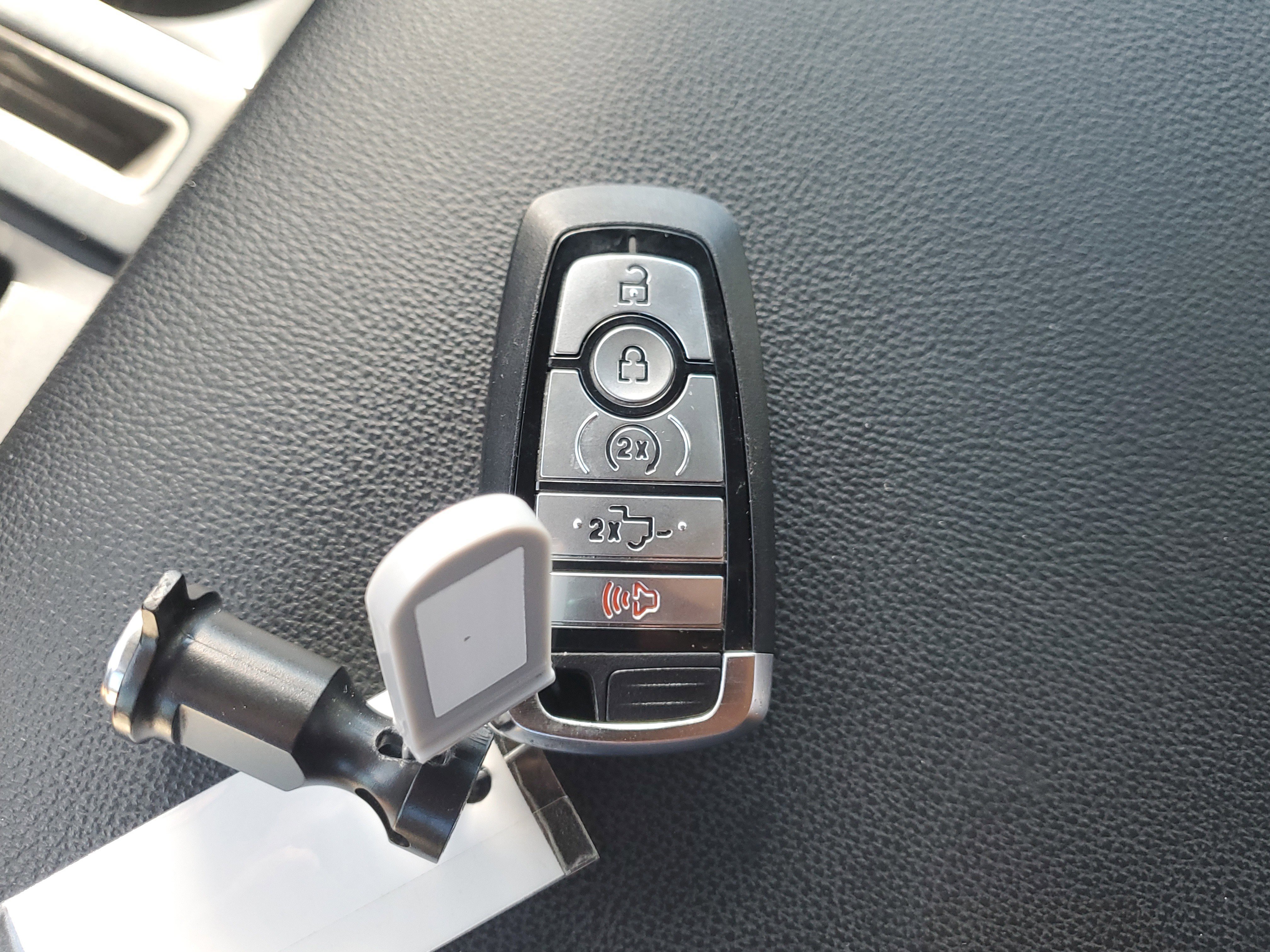 Used 2022 Ford F150 Lariat image 29