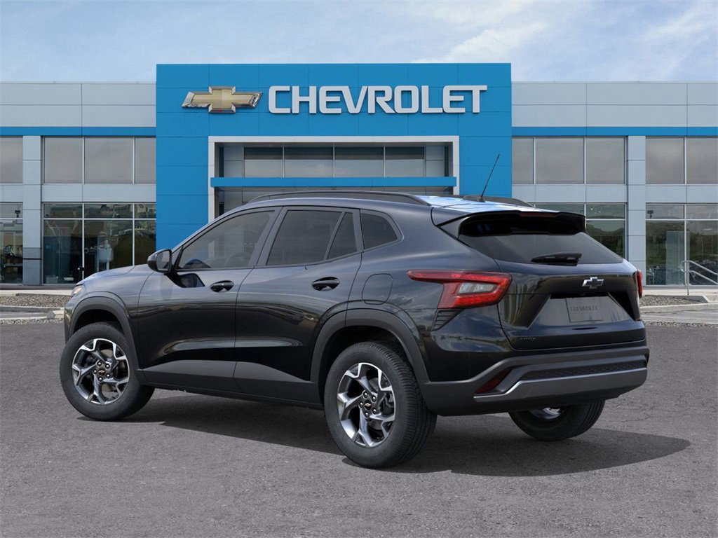 New 2026 Chevrolet Trax LT image 3