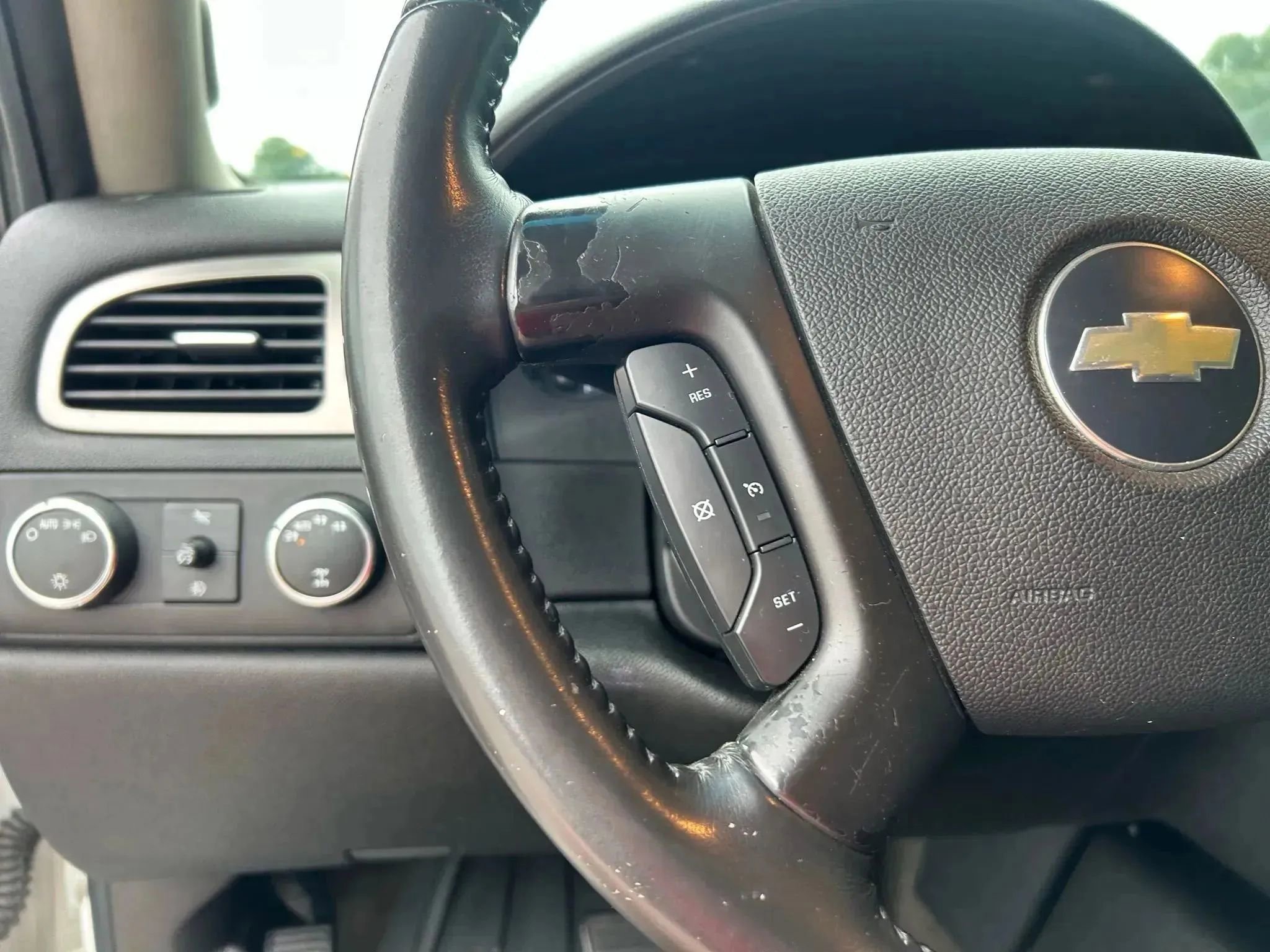 Used 2008 Chevrolet Tahoe LT w/ Convenience Package 1 AWD/4WD image 14