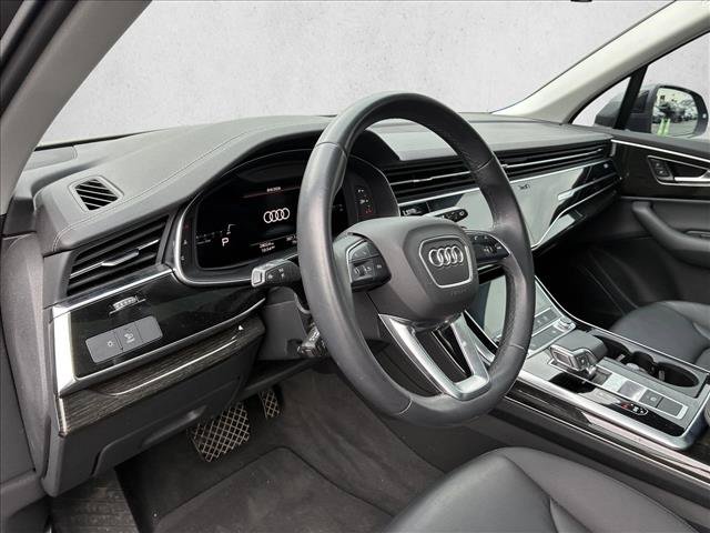 Used 2023 Audi Q7 2.0T Premium w/ Convenience Package AWD/4WD image 9