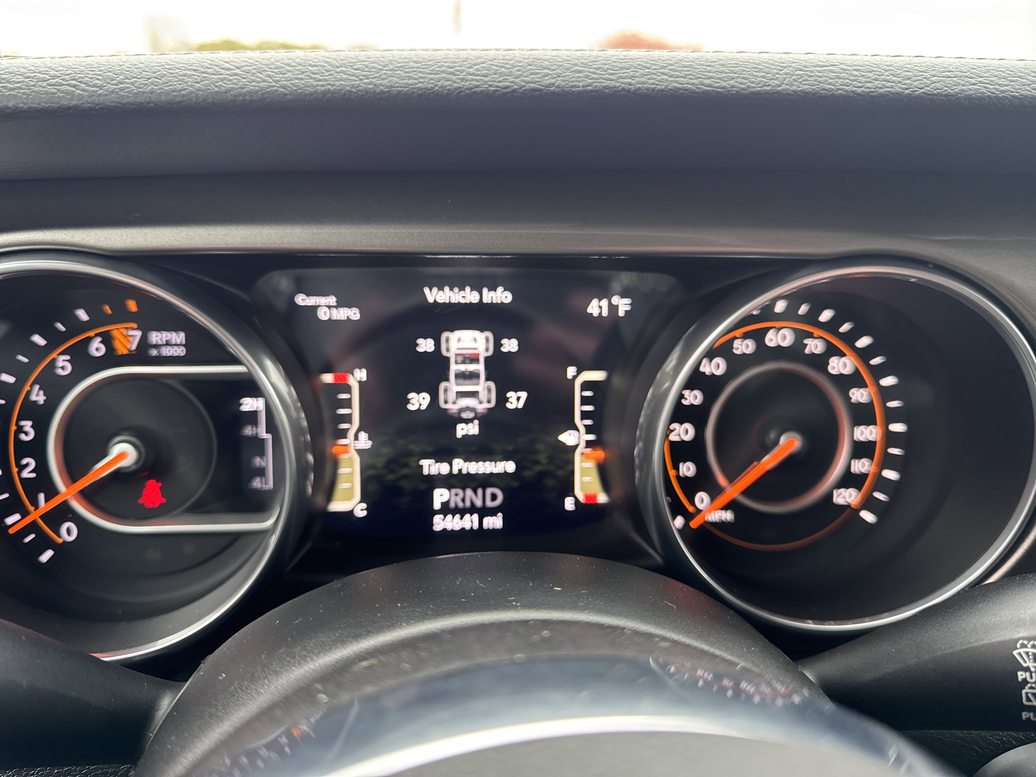 Used 2018 Jeep Wrangler Unlimited Sahara image 18