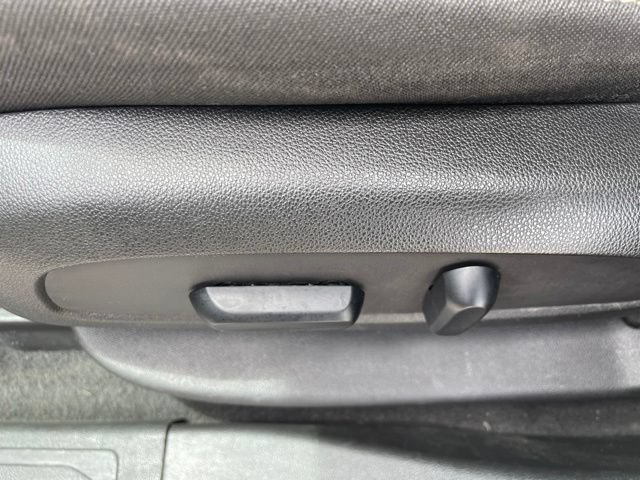 Used 2018 GMC Acadia SLE AWD/4WD image 26