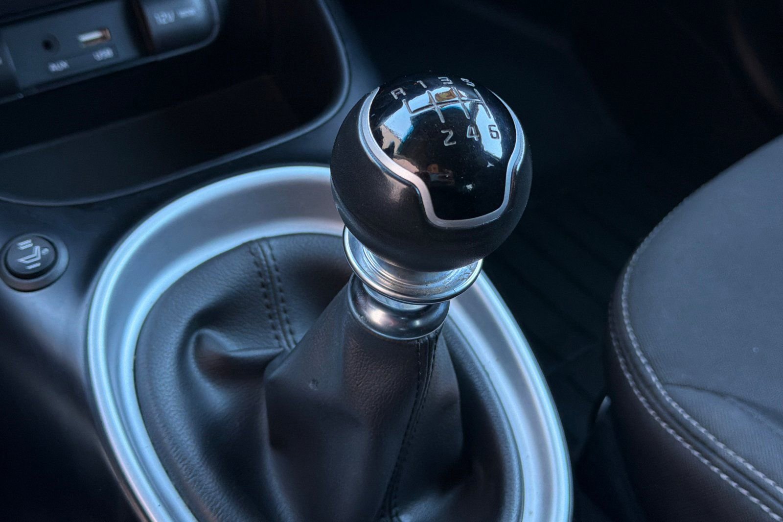 Used 2018 Kia Soul image 31