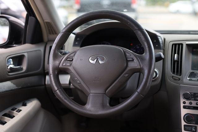 Used 2012 INFINITI G25 Journey RWD image 31
